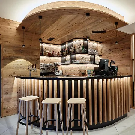 艾尔伯格玛杰丽娜酒店 酒店